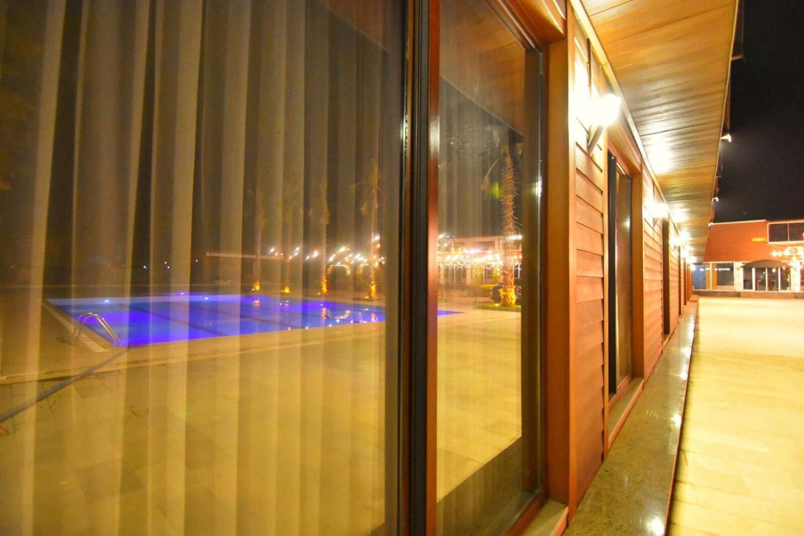 Sandal Otel Trabzon Bagian luar foto