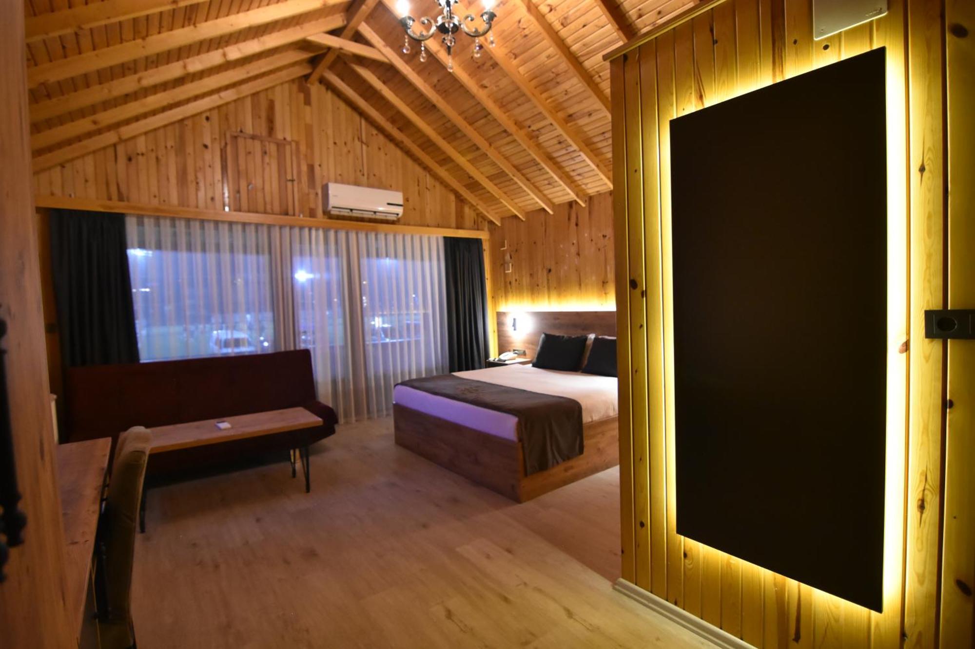 Sandal Otel Trabzon Bagian luar foto